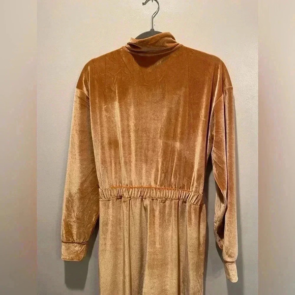 Fabletics jumpsuit size small gold velour long sleeve zip closure wide leg - Picture 4 of 9